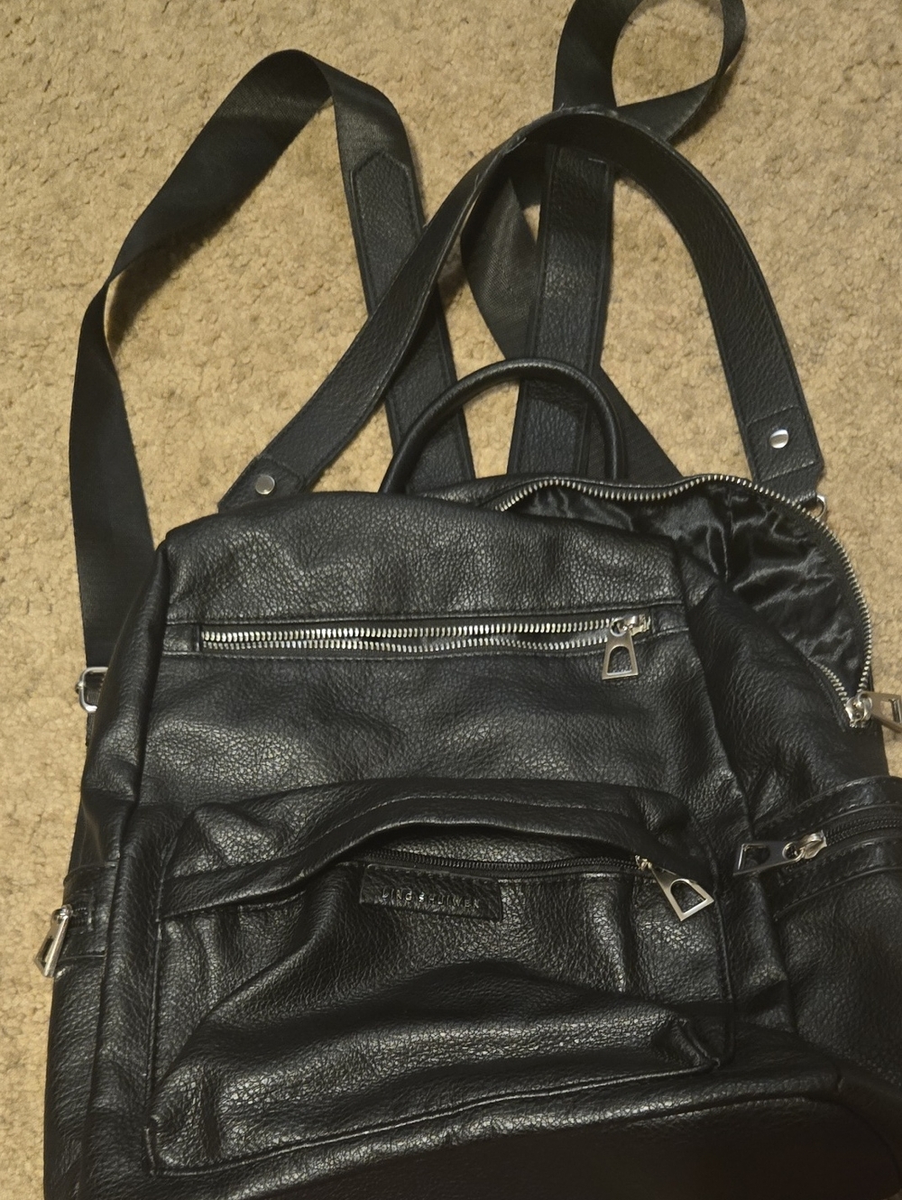 Black Leather Backpack - Men's Casual Carry